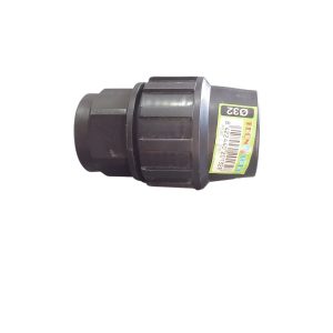 TERMINAL ROSCA HEMBRA POLIETILENO 32MM.-1"